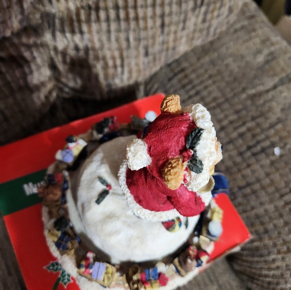 Holiday Time Musical Christmas Bear With Train Wind Up Figure Works Great - Picture 9 of 12